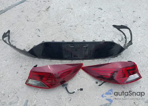 2020 Hyundai Elantra Sel z USA, uszkodzony, nr VIN 5NPD84LF0LH544040